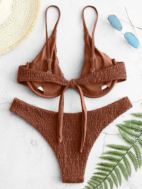 Bikini Ruchado con Top Con Varillas